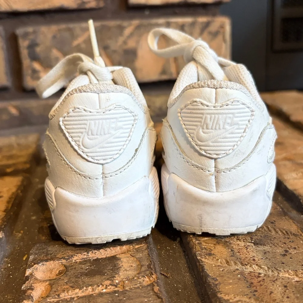 Nike Toddler Triple‎ White Air Max 90 LTR TD Size 4C